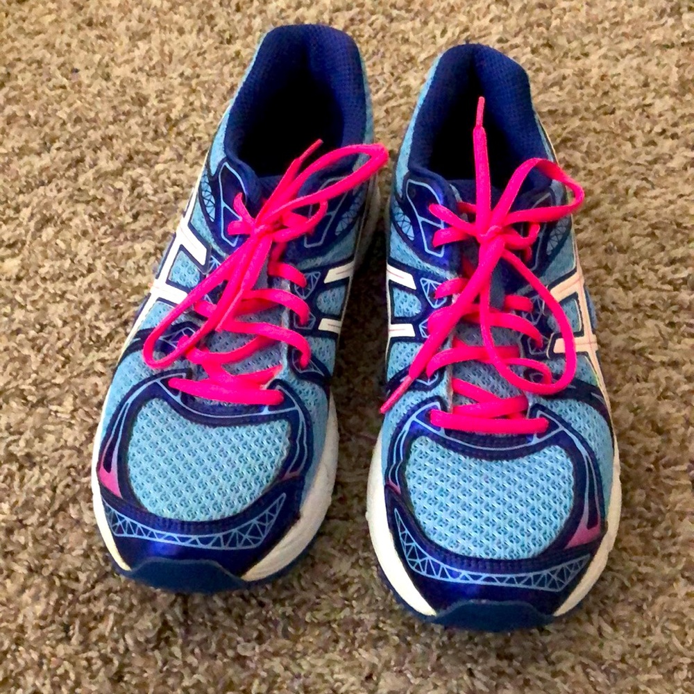 Size 9 ASICS running shoes